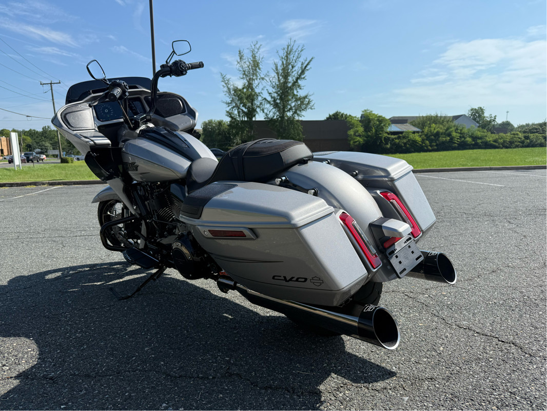 CVO® Road Glide®