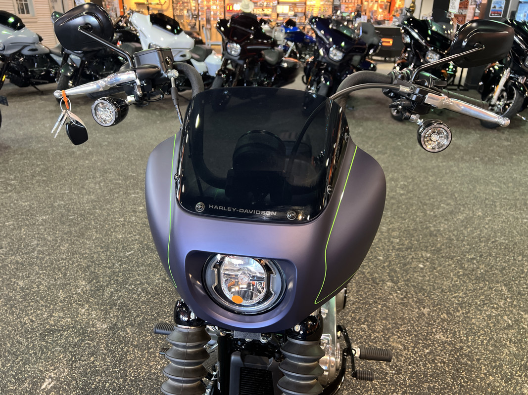 Street Bob®