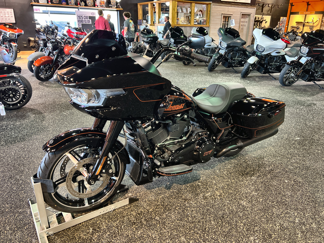 Road Glide®