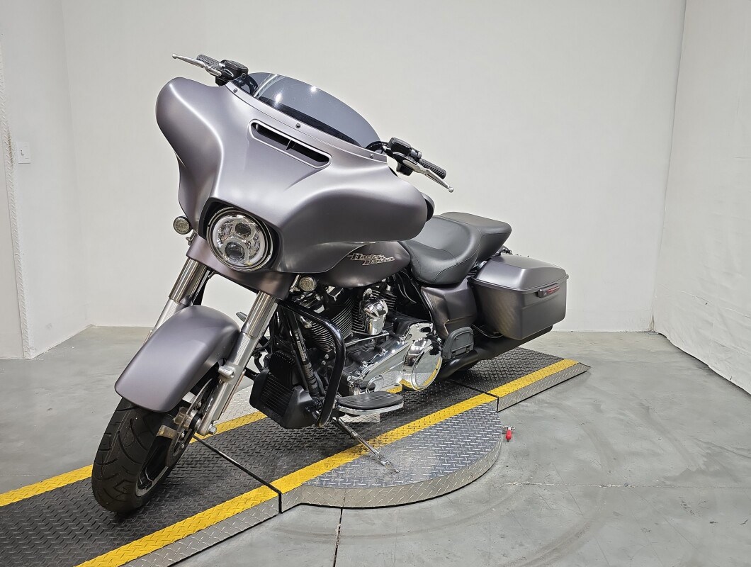 Street Glide® Special