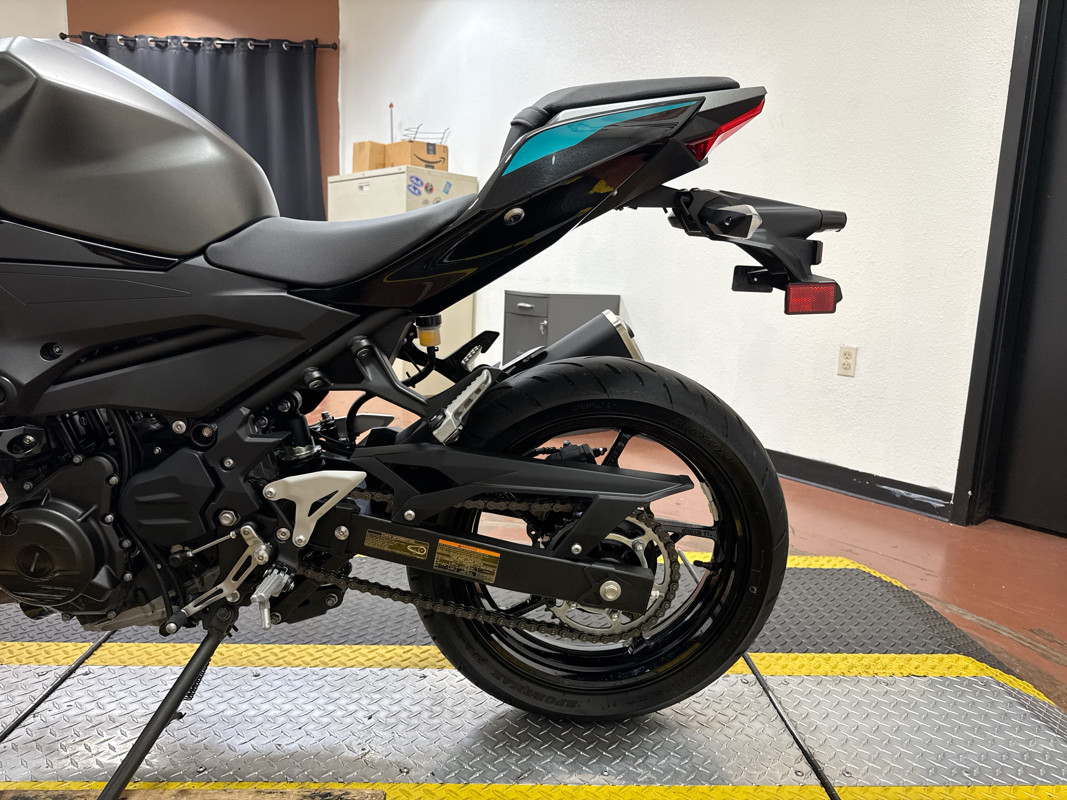 Z400 ABS