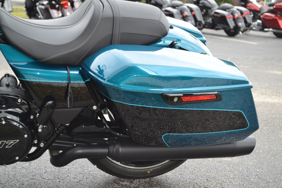 Road Glide®