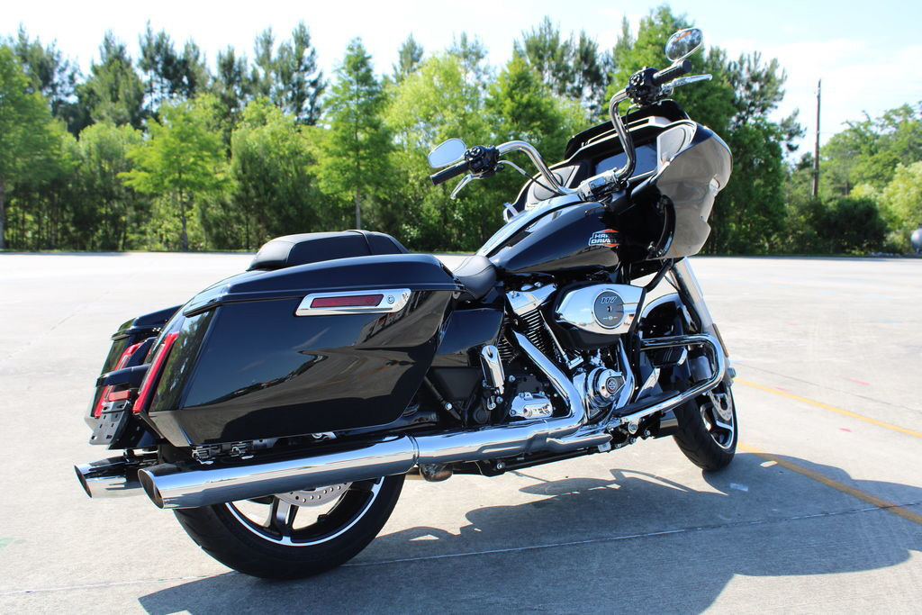 Road Glide®