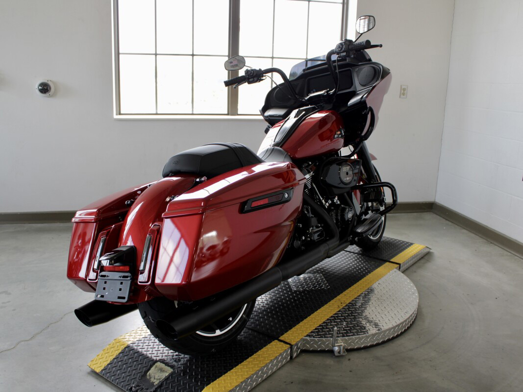Road Glide®