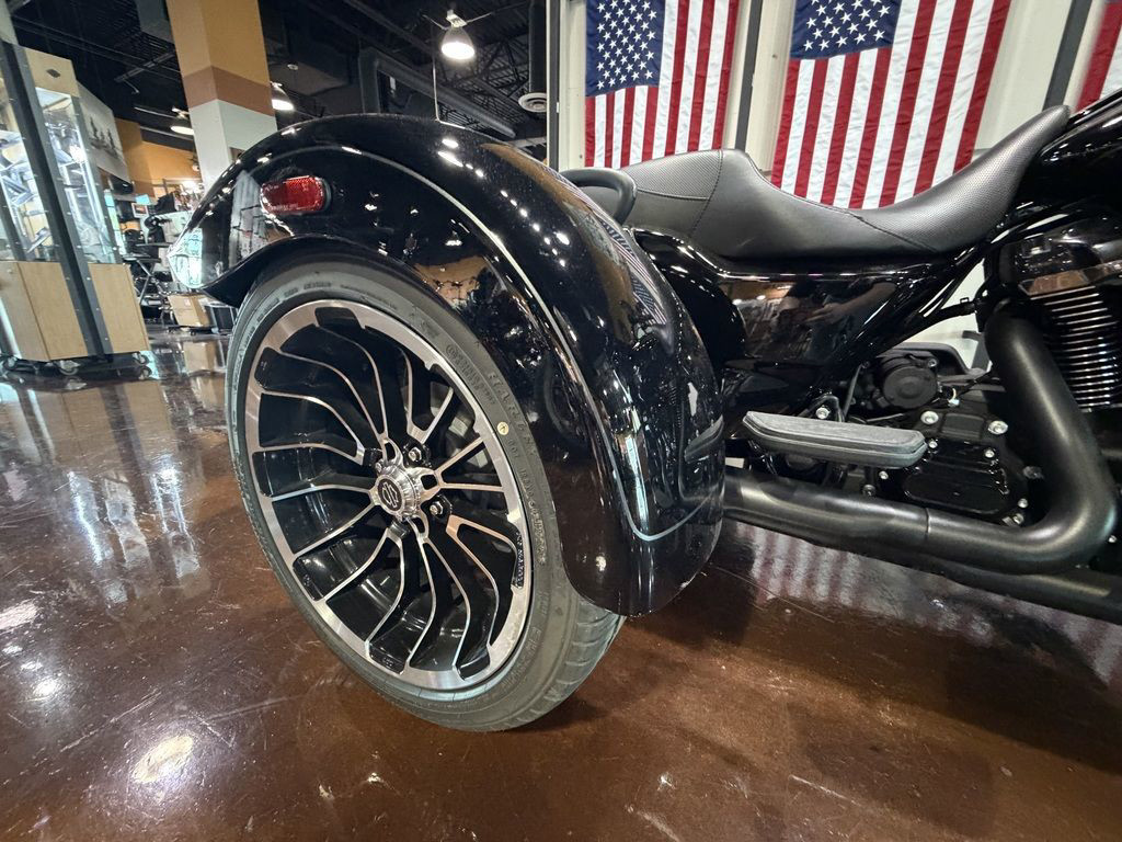 Road Glide® 3
