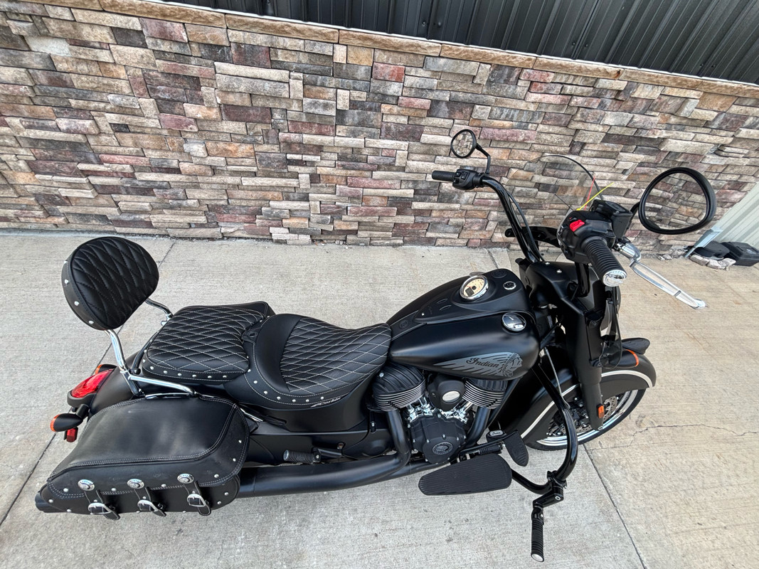 Chief® Dark Horse®