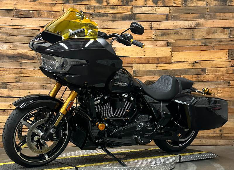 Road Glide®