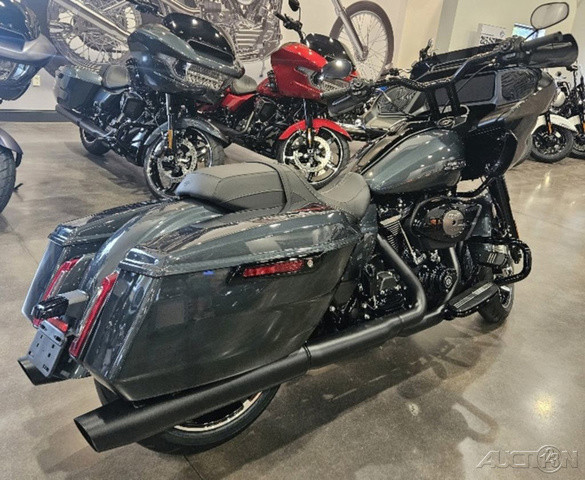 Road Glide®