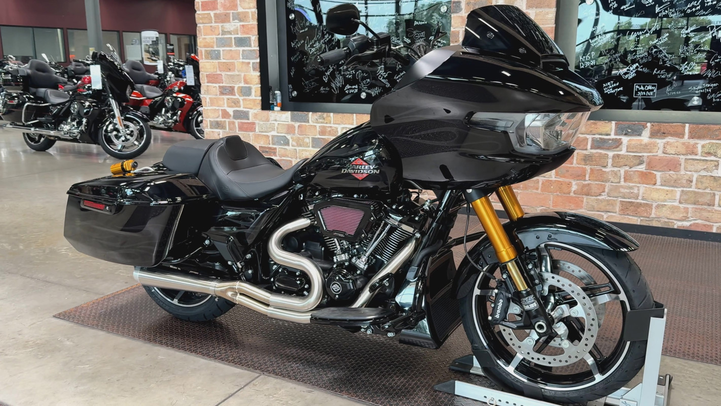 Road Glide®
