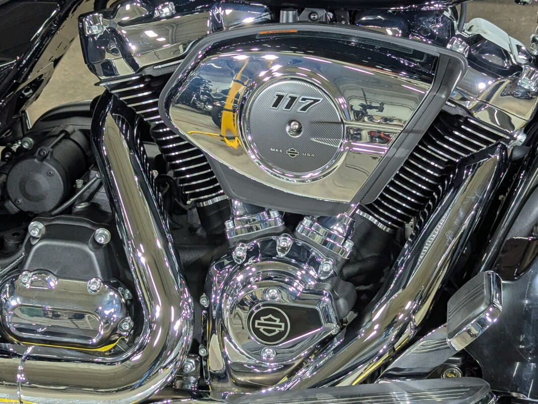 Road Glide®