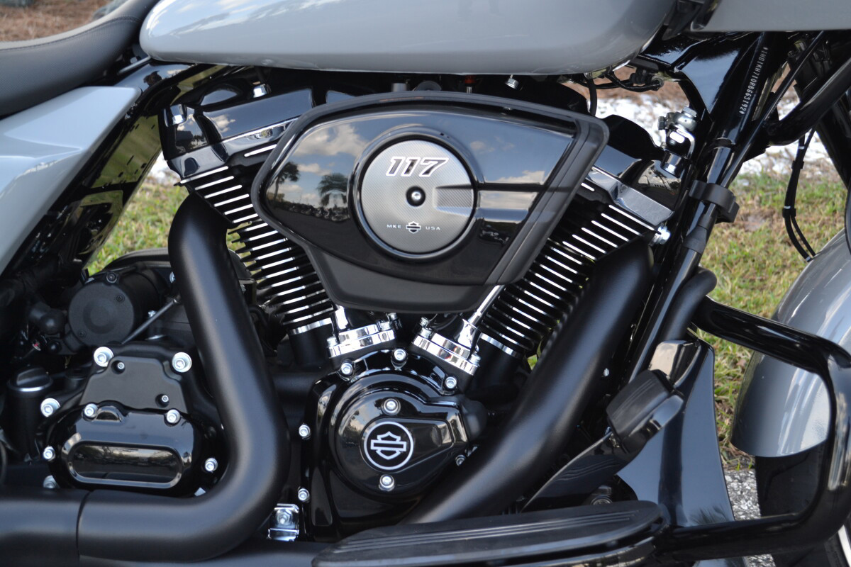 Road Glide®