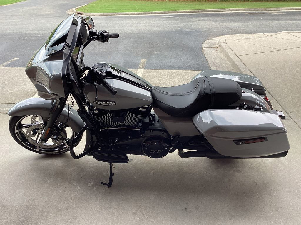 Street Glide®