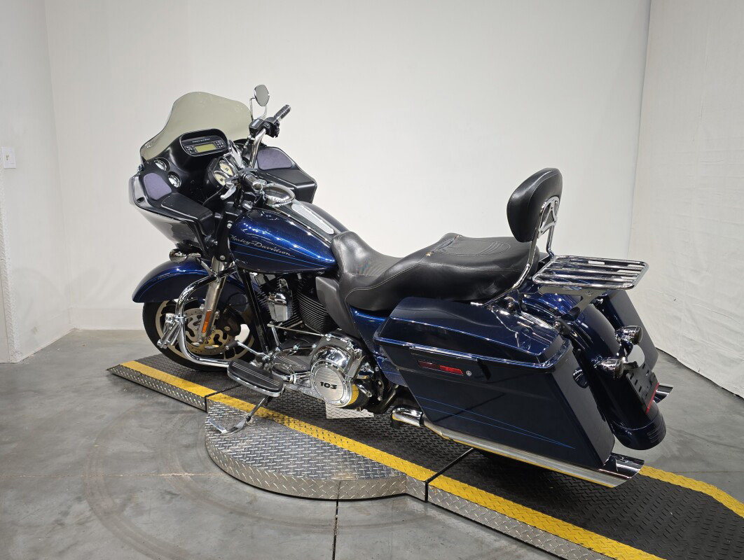 Road Glide® Custom