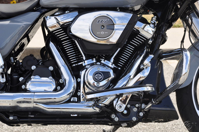 Road Glide®