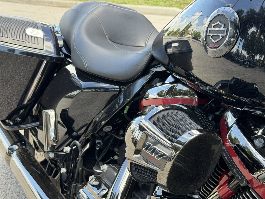 CVO® Street Glide®