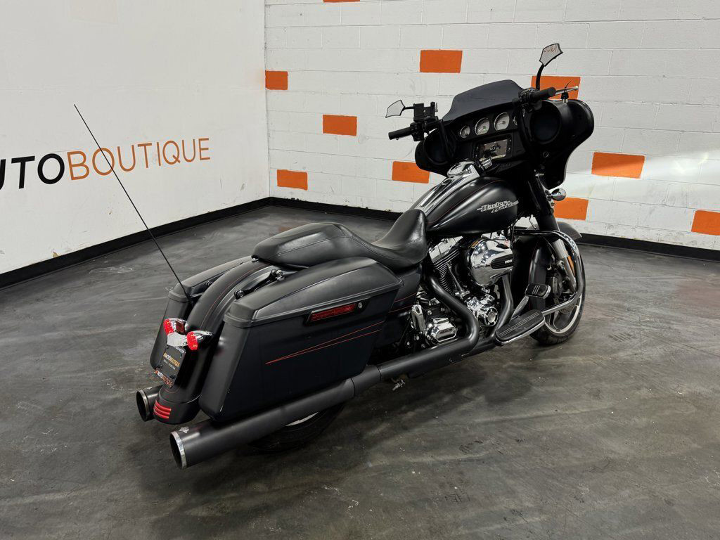 Street Glide® Special