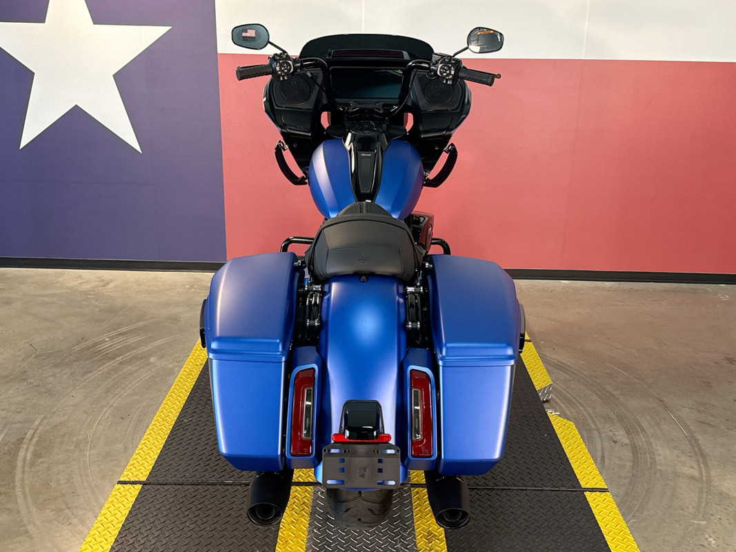 Road Glide®