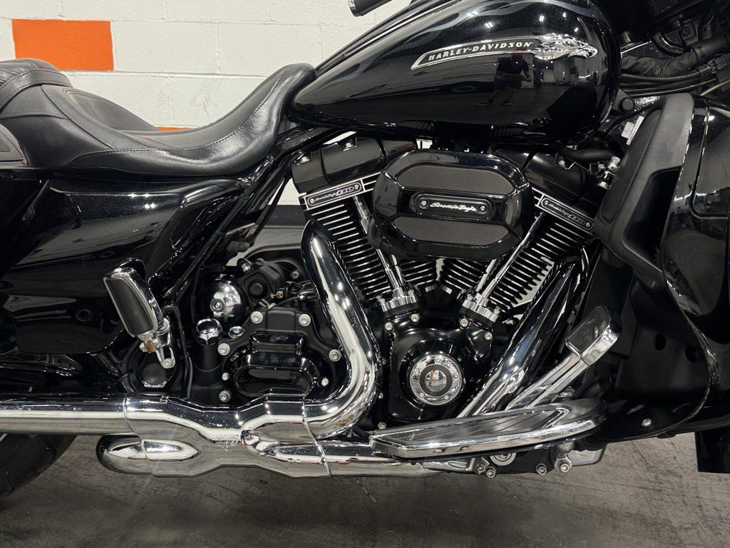 CVO® Street Glide®