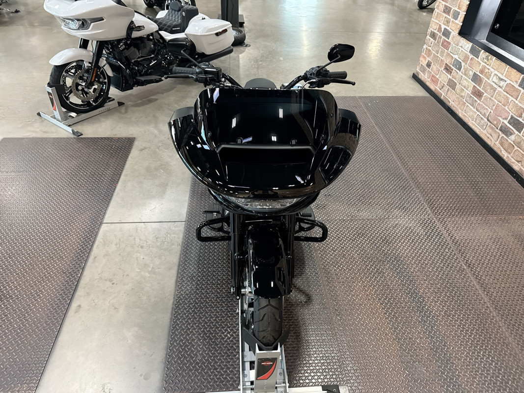 Road Glide®