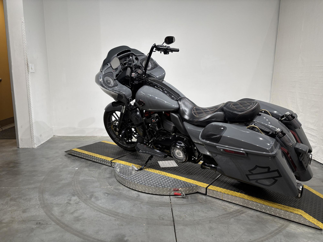 CVO® Road Glide®