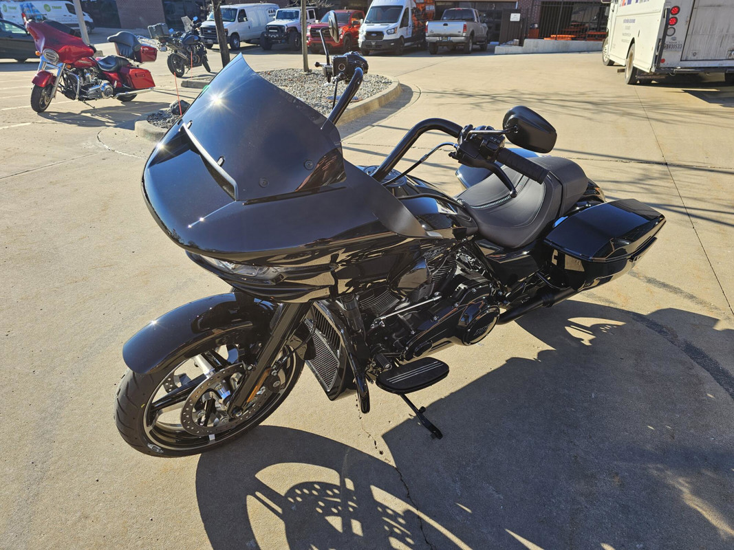Road Glide®