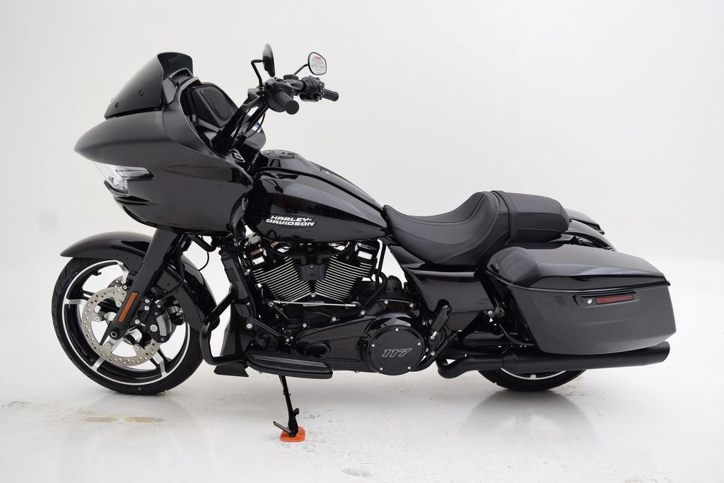 Road Glide®