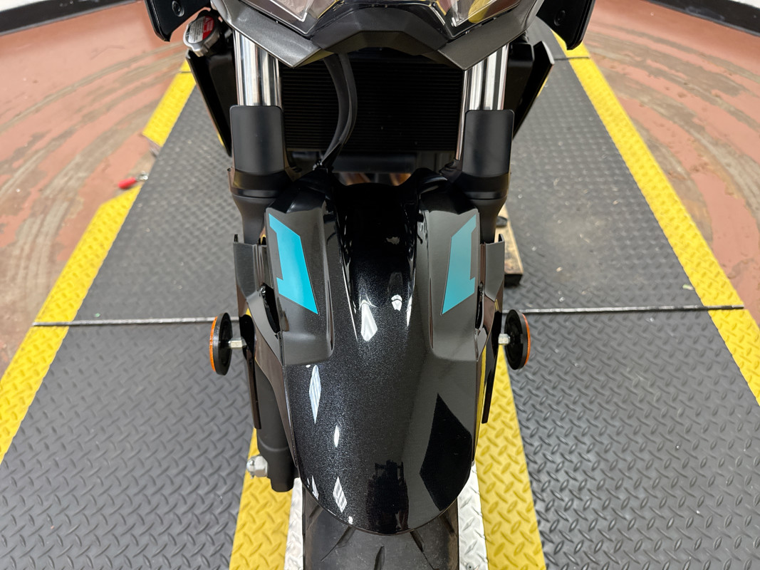Z400 ABS