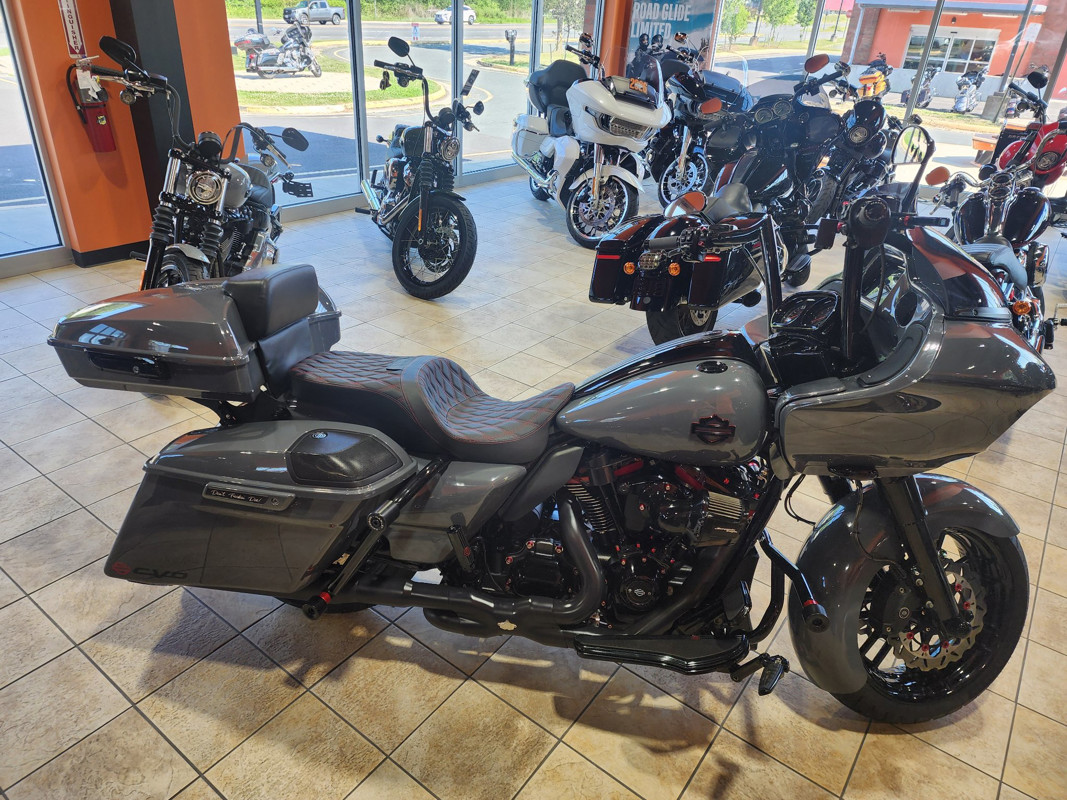 CVO® Road Glide®