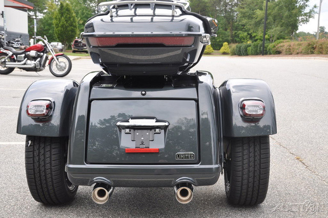 Street Glide® 3 Limited