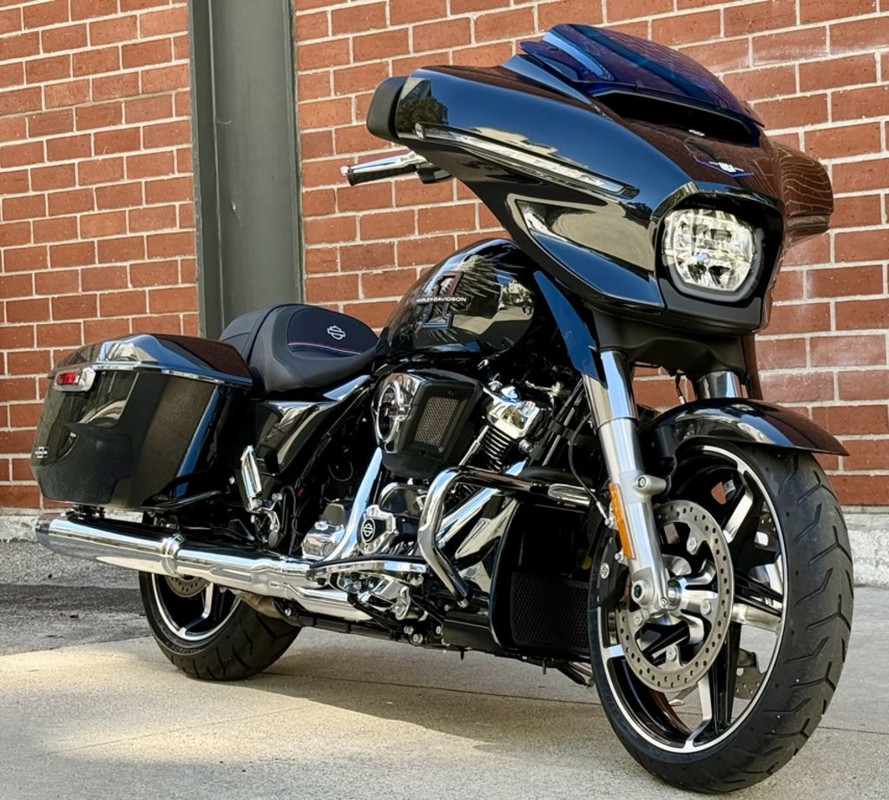 Street Glide®