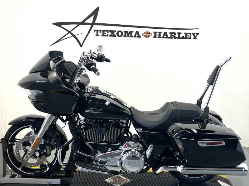 Road Glide®