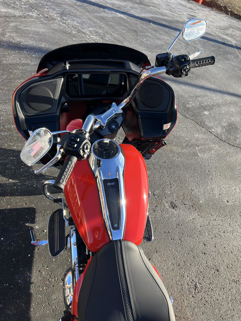 Road Glide®