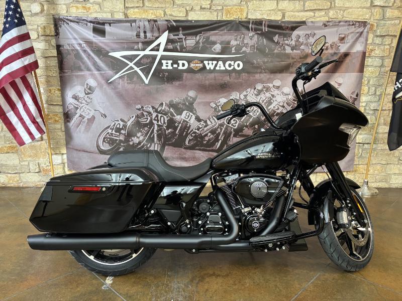 Road Glide®