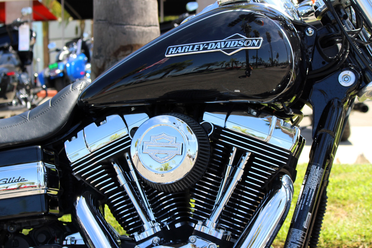 Dyna® Super Glide Custom