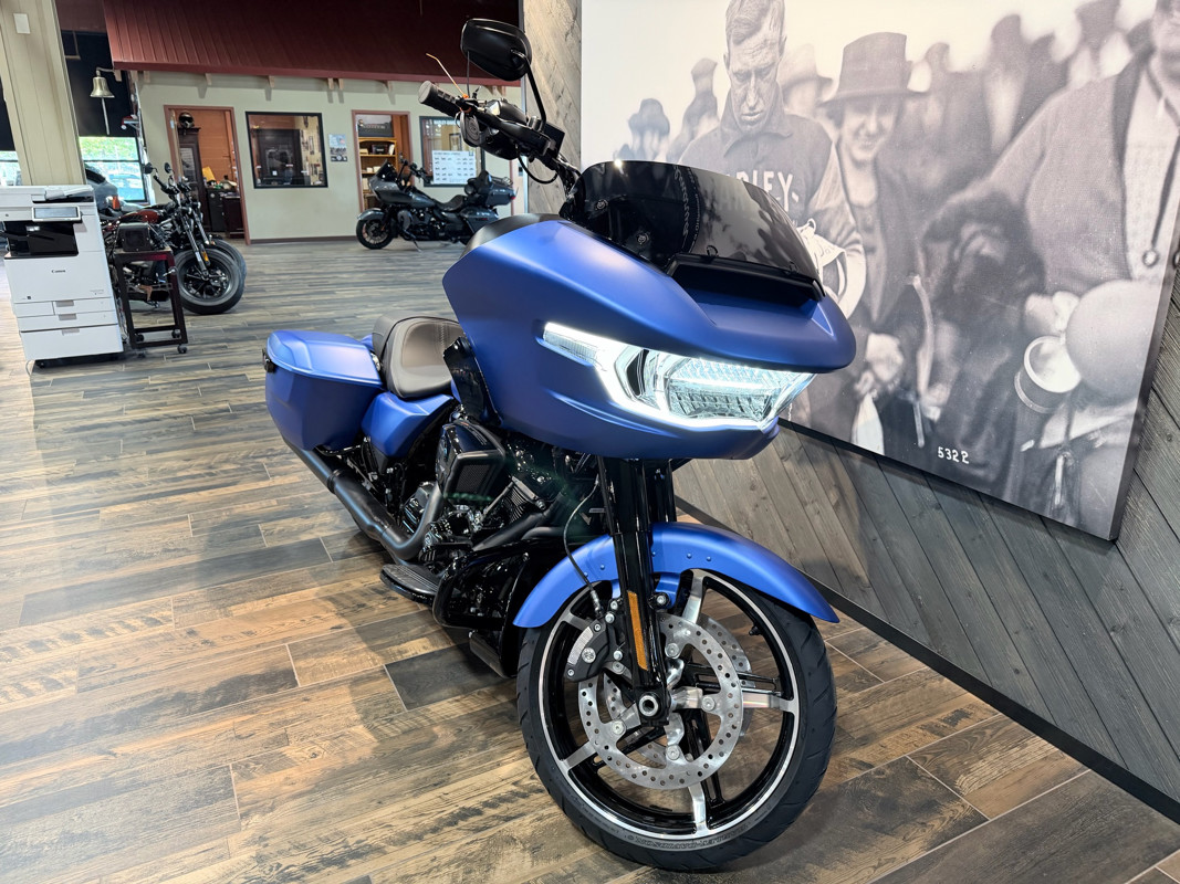 Road Glide®