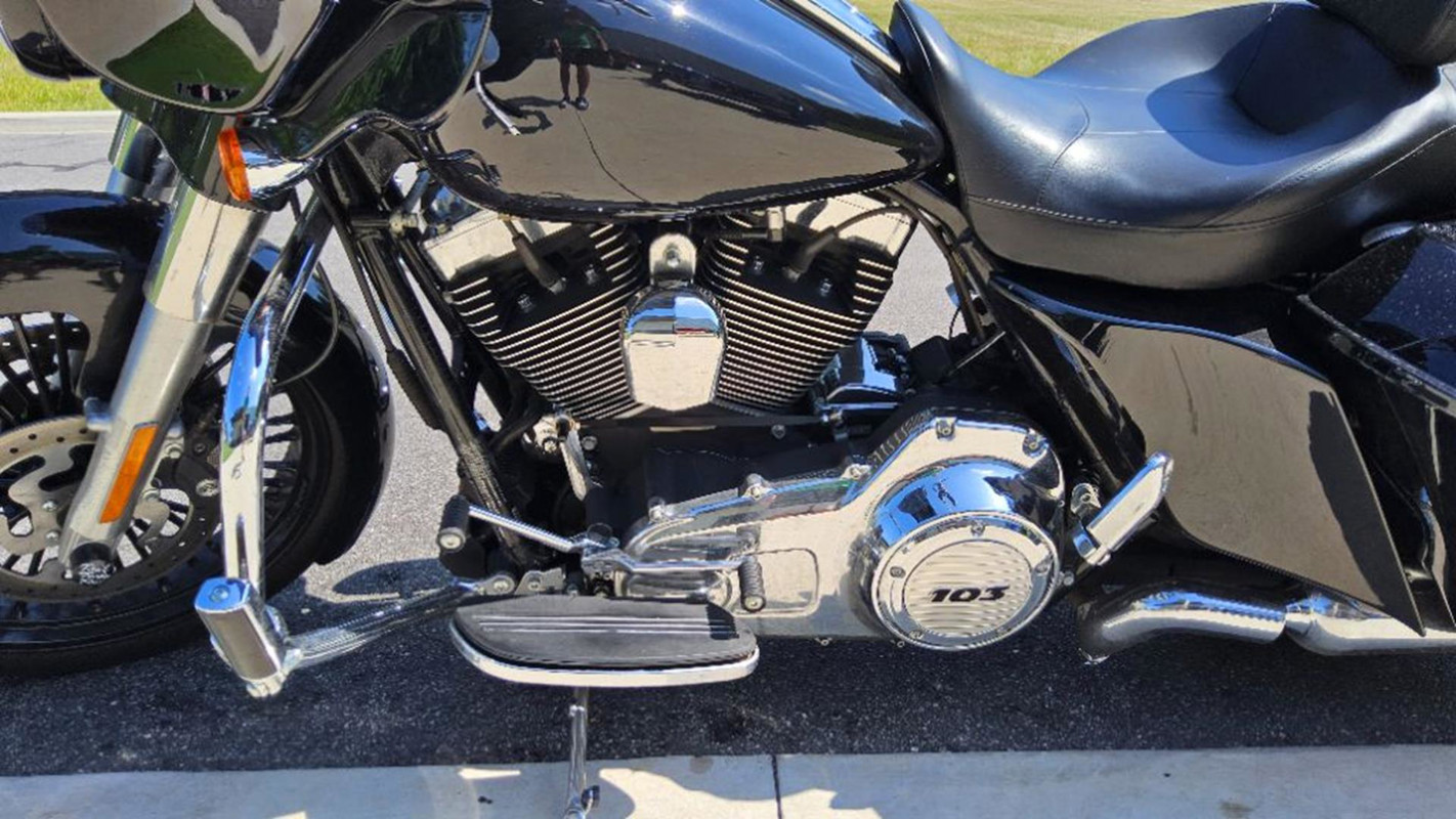 Street Glide®