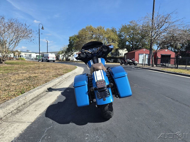 Street Glide® ST