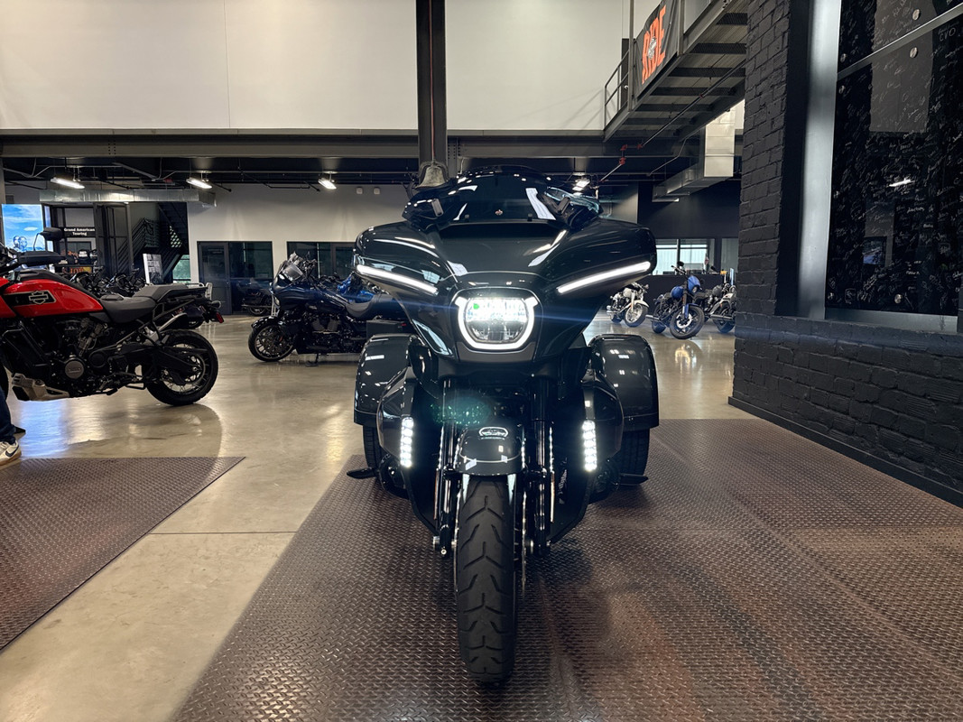 Street Glide® 3 Limited