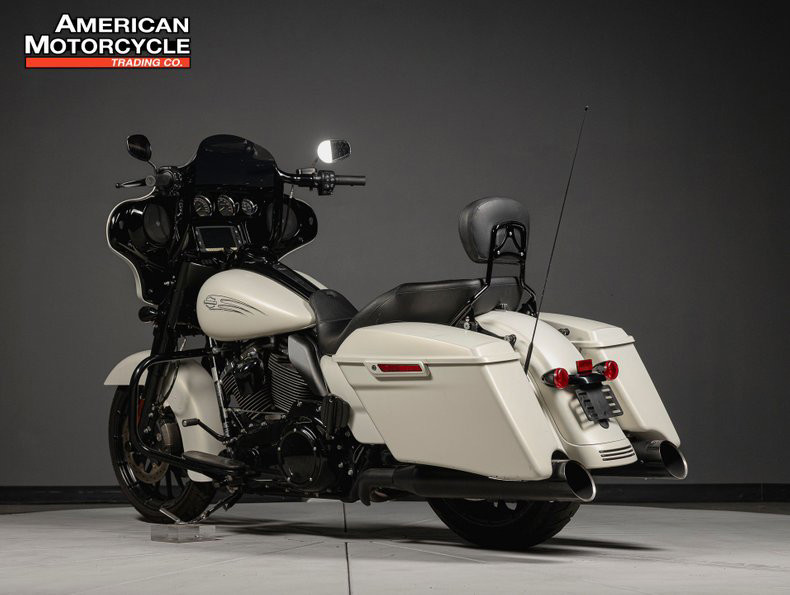 Street Glide® Special