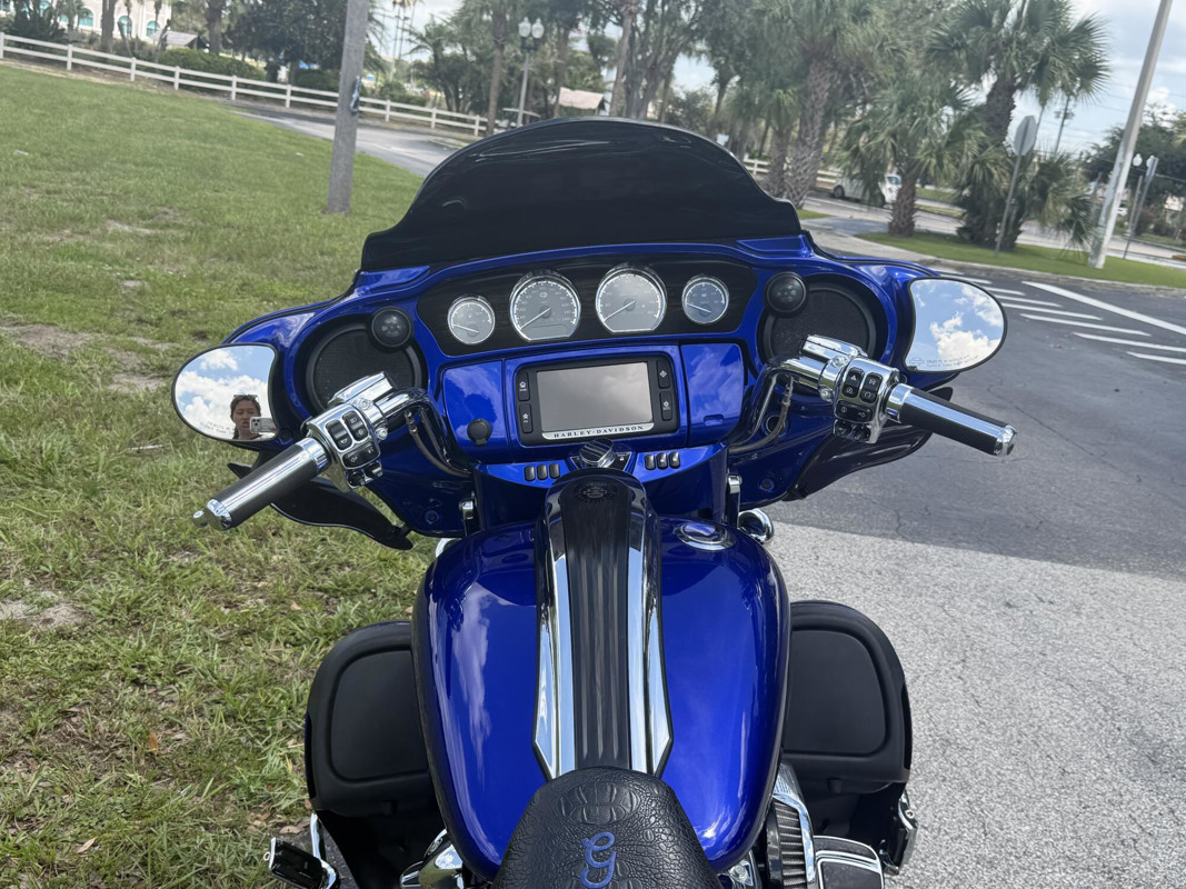 CVO® Street Glide®