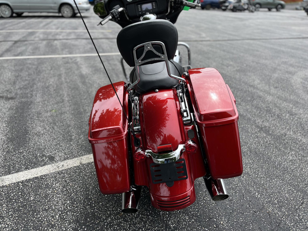 Street Glide®