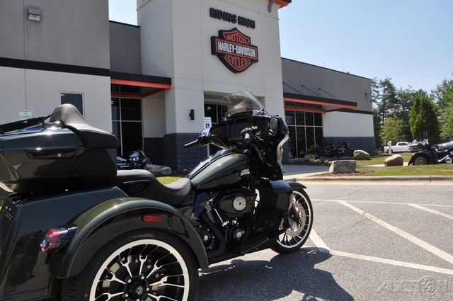 Street Glide® 3 Limited