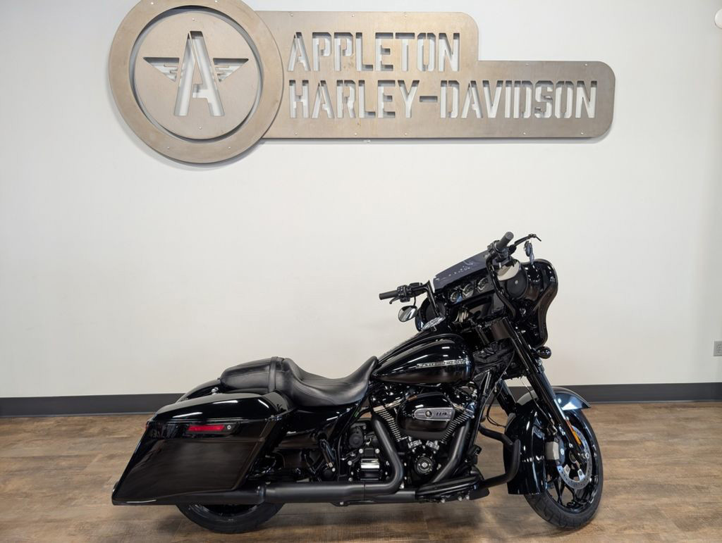 Street Glide® Special