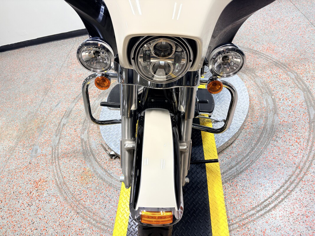 Electra Glide® Police