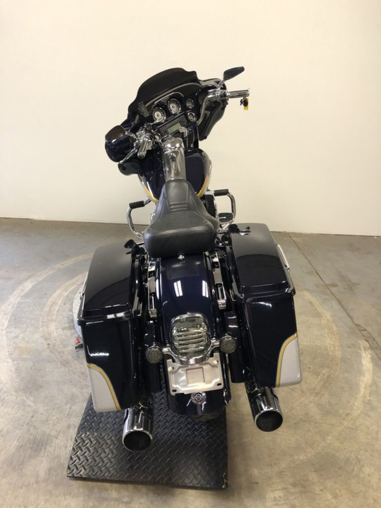 CVO® Ultra Classic® Electra Glide®