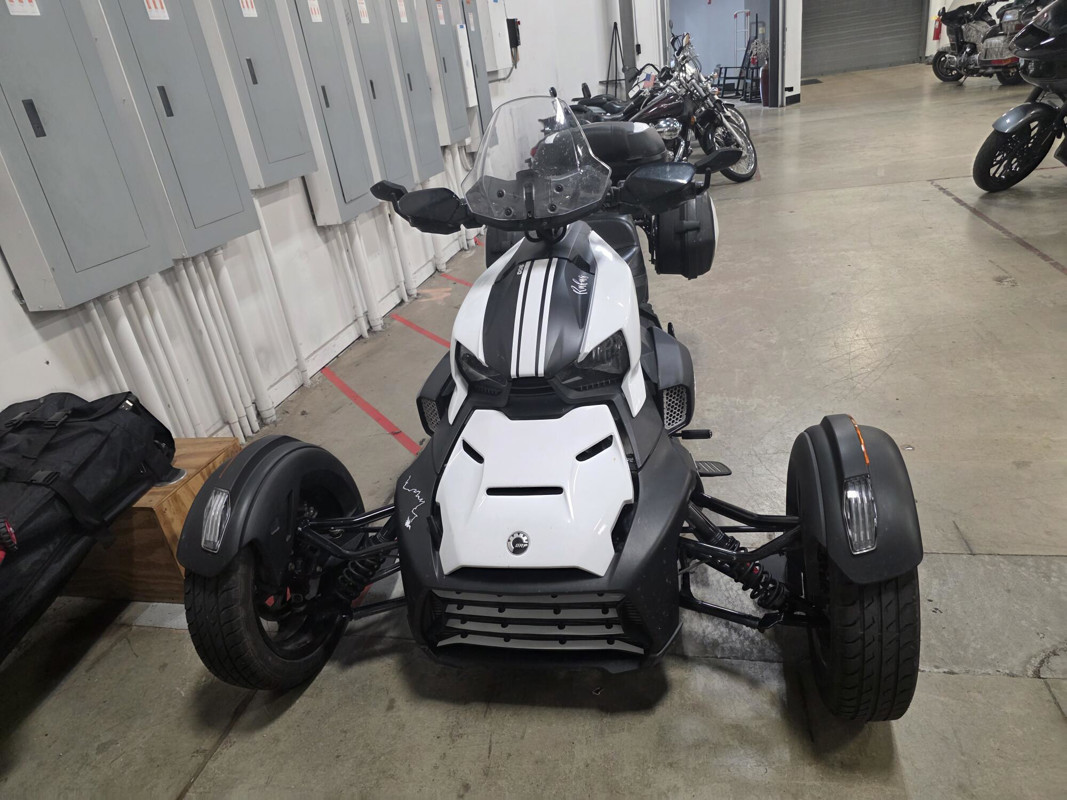 Ryker 900 Sport