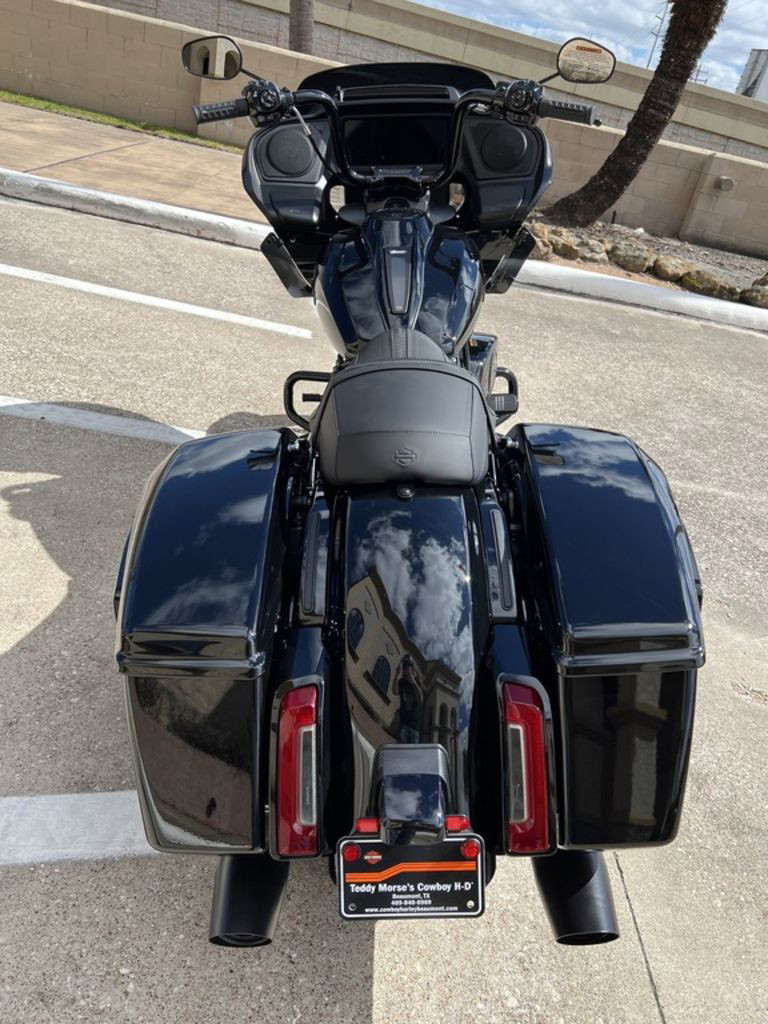 Road Glide®