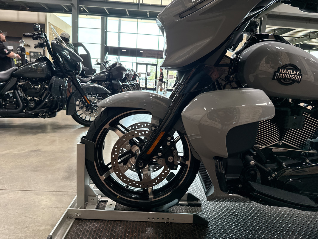 Street Glide® Ultra