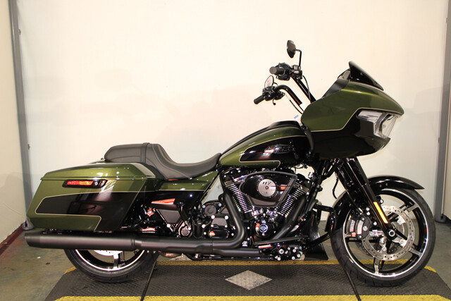 Road Glide®