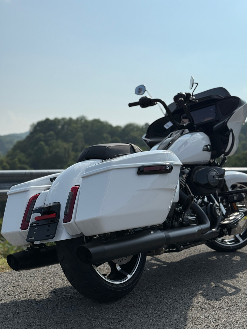 Road Glide®